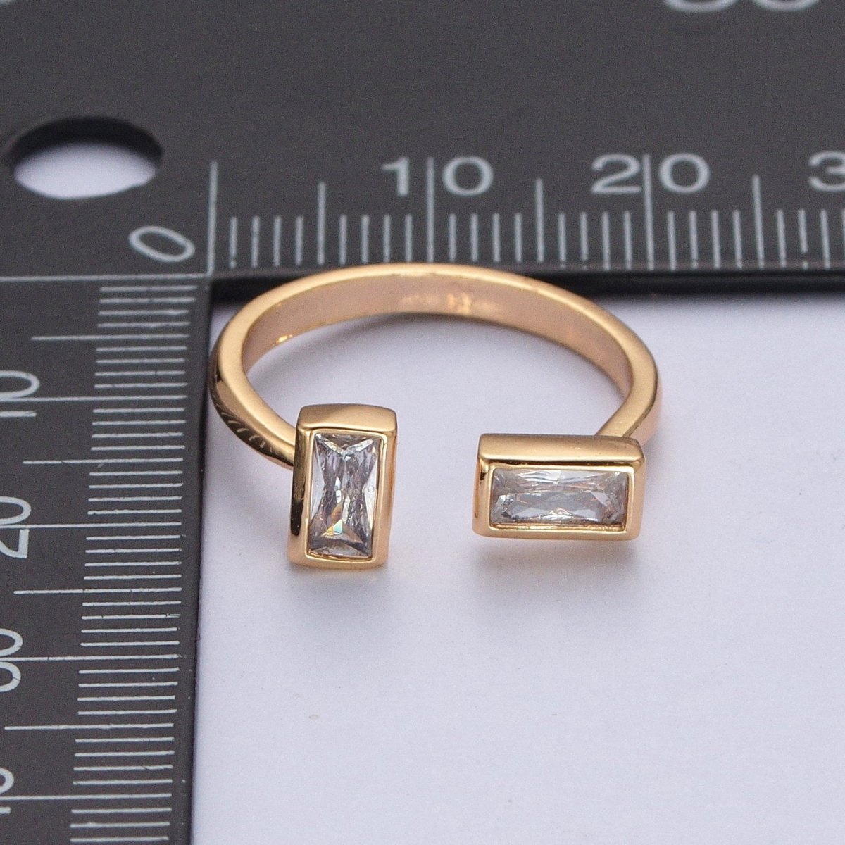 Minimalist Gold Baguette Cubic Zirconia Adjustable Ring X-603 - DLUXCA