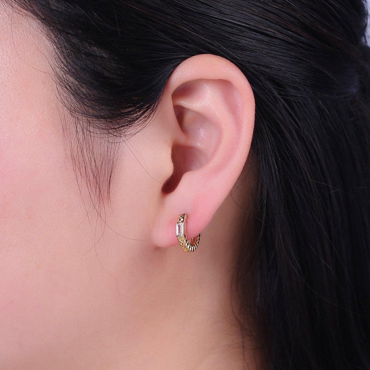 Minimalist Huggie Earring with Rectangle CZ V-141 - DLUXCA