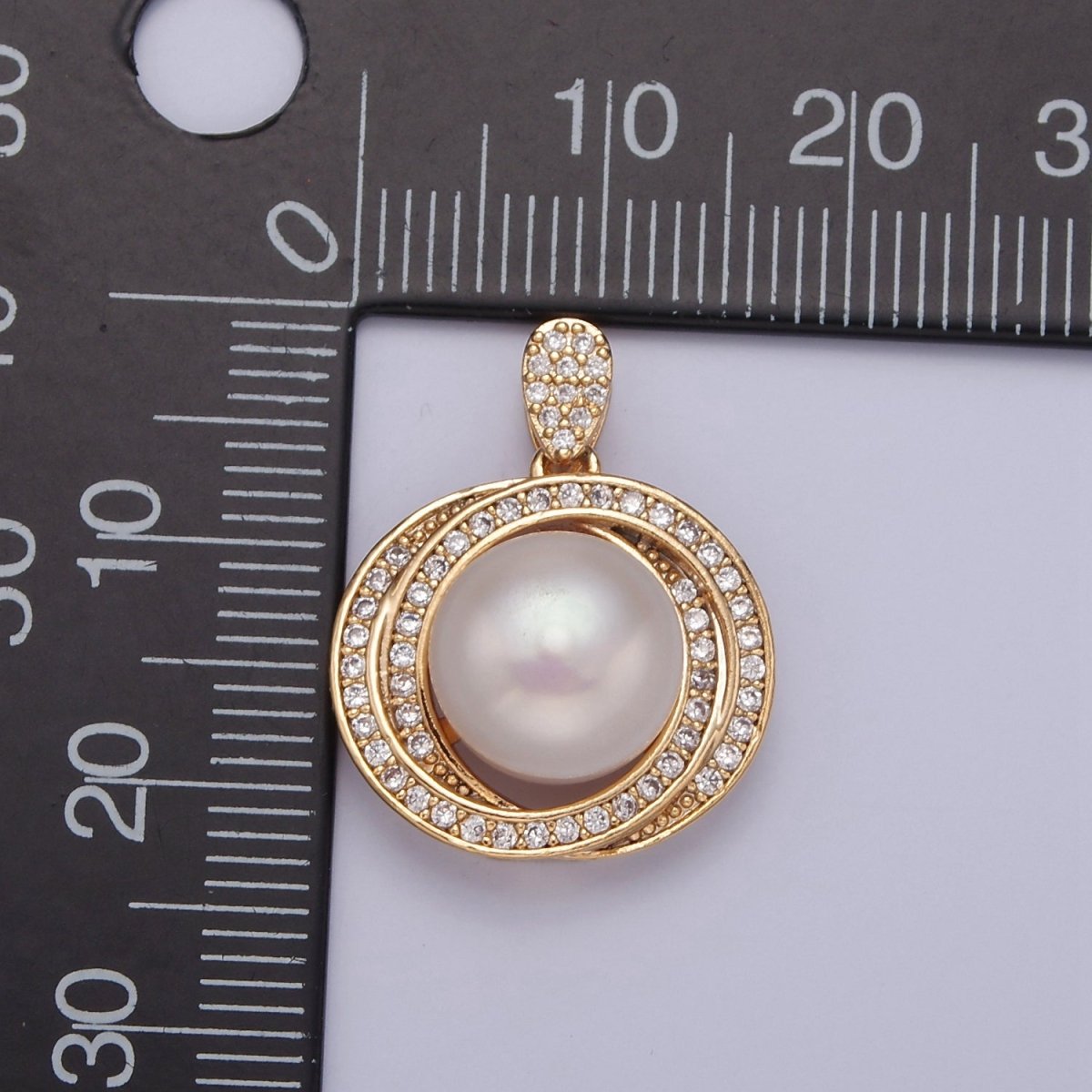 Minimalist Round Pave Genuine Shell Pearl Pendant Minimalist Bridal Wedding Jewelry I-037 - DLUXCA
