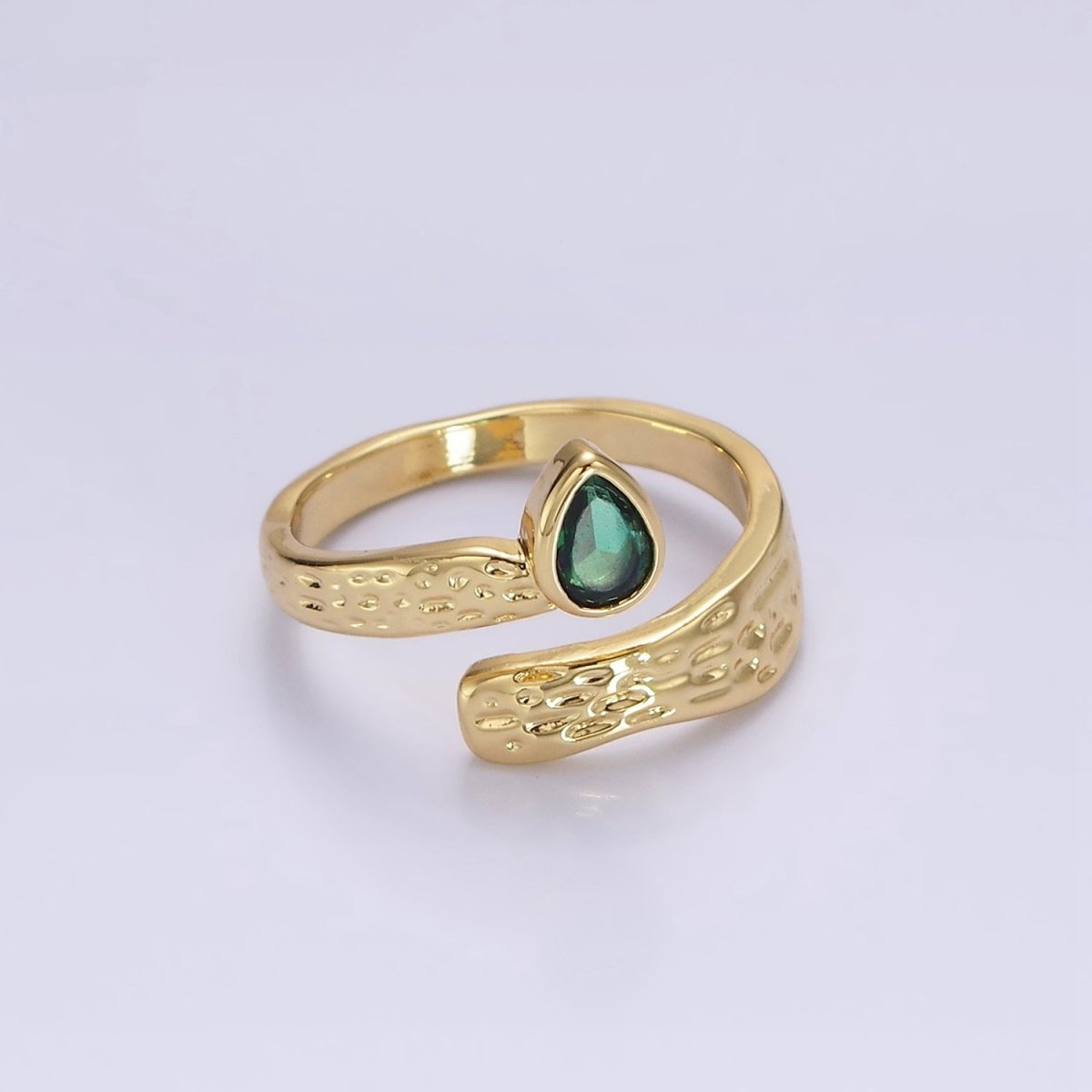 OS 14K Gold Filled Green Teardrop CZ Hammered Band Ring | O-568 - DLUXCA