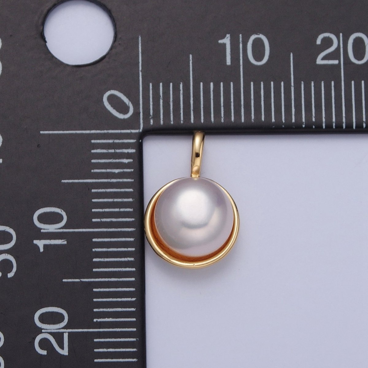 OS 24K Gold Filled Round Shell Pearl Pendant Charm For Necklace Making H-683 - DLUXCA