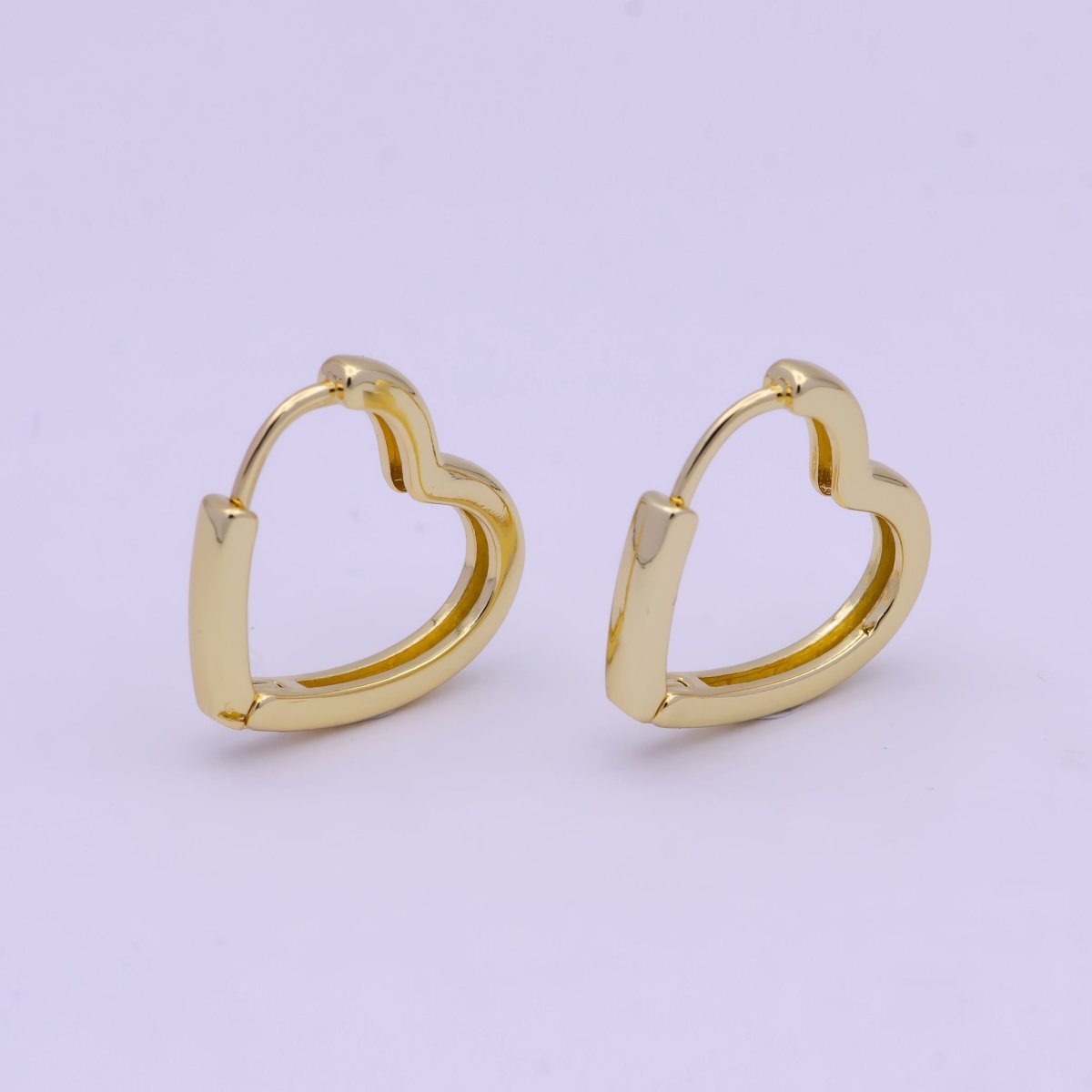 OS Dainty heart Hoop Earring, Dainty heart huggie Hoop Earring, Tiny heart hoops Minimalist Jewelry in 14k Gold Filled Q-012 - DLUXCA