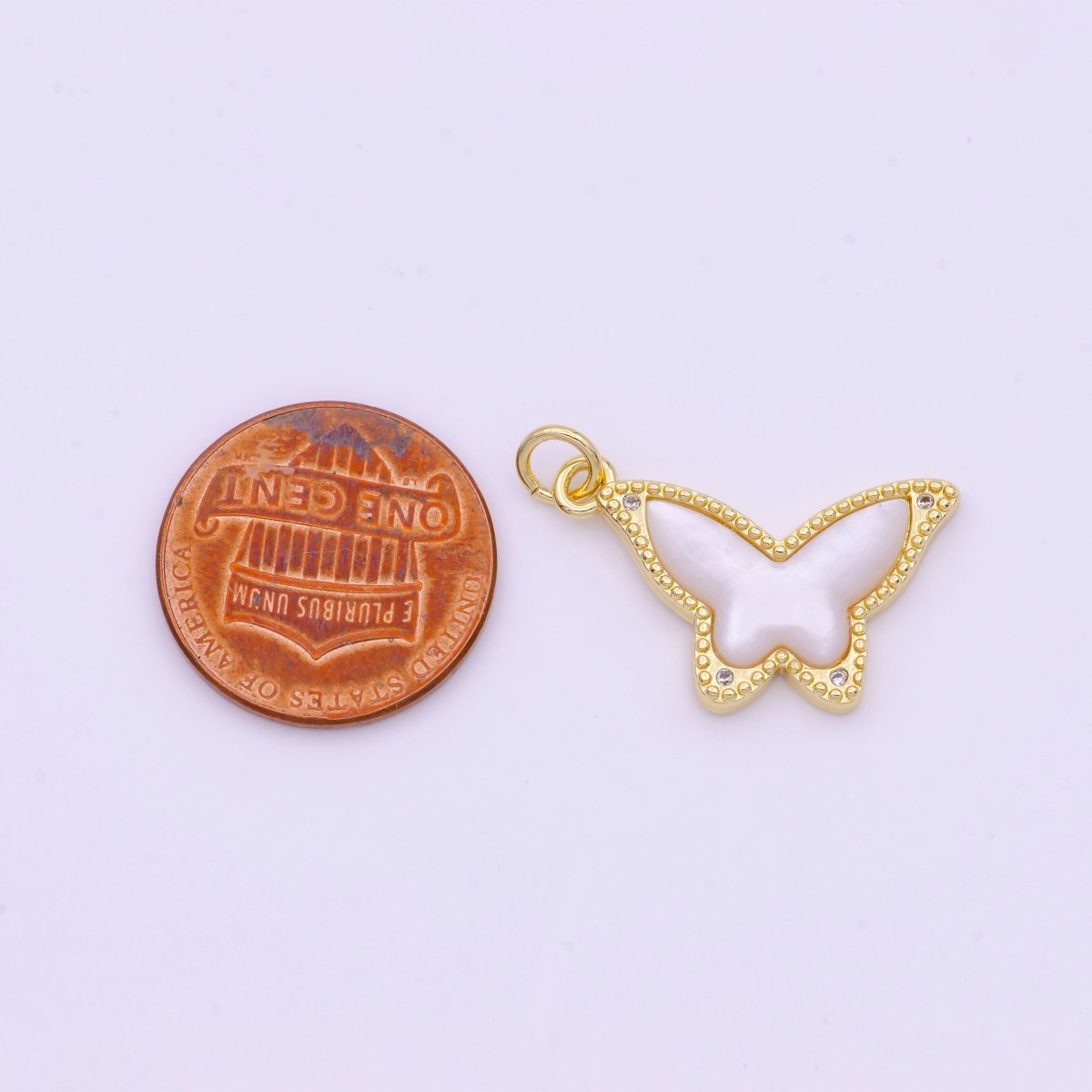 Pearl Butterfly Mariposa Dotted Gold Charm | I923 - DLUXCA