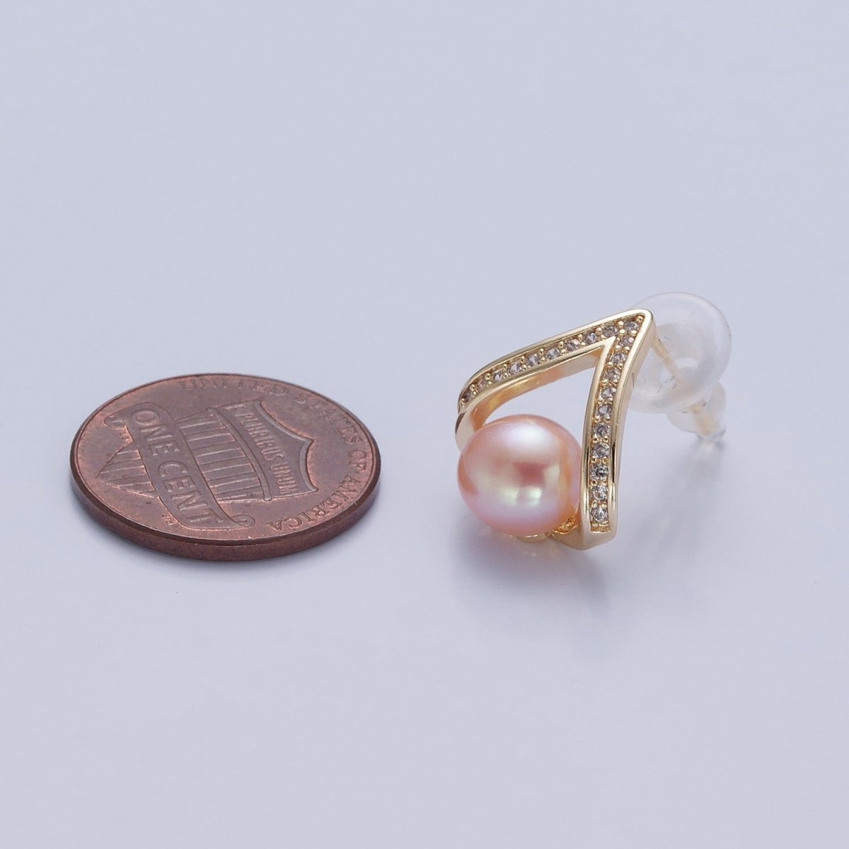 Pink Pearl Stud Earring with Gold Pave for Wedding Jewelry T-526 - DLUXCA