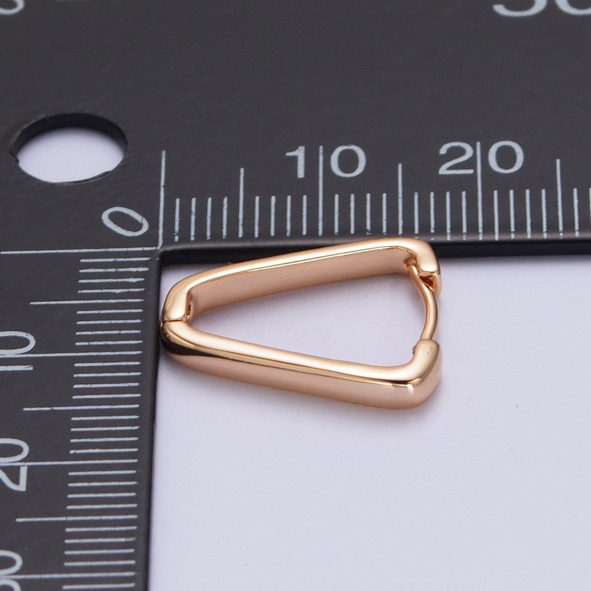 Pinky Gold Triangle Geometric 17.3mm Huggie Hoop Earrings | V-040 - DLUXCA