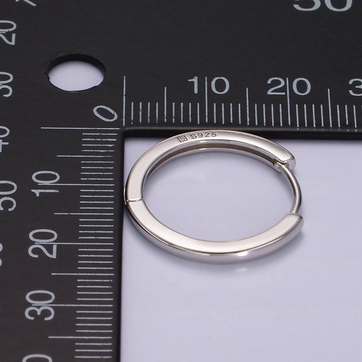 S925 Sterling Silver 23mm Thin Minimalist Huggie Endless Hoop Earrings | SL-413 - DLUXCA