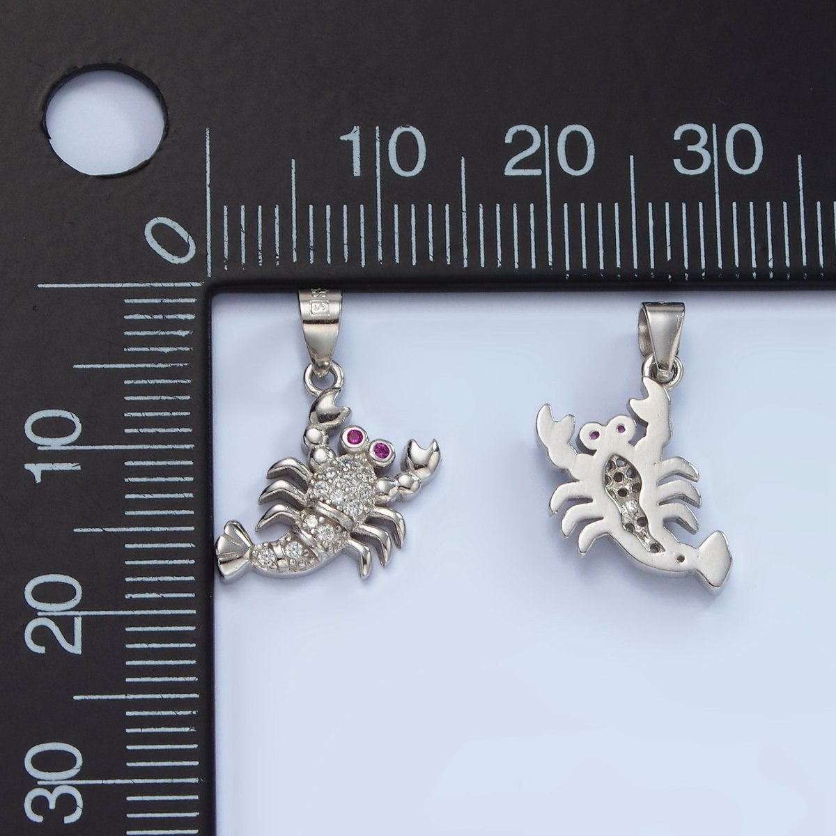 S925 Sterling Silver Fuchsia-Eyed Micro Paved CZ Lobster Animal Pendant | SL-463 - DLUXCA