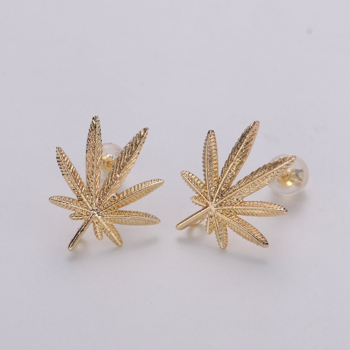 Simple Gold Weed or Marijuana Leaf Gold Filled Earring Studs L-014 - DLUXCA