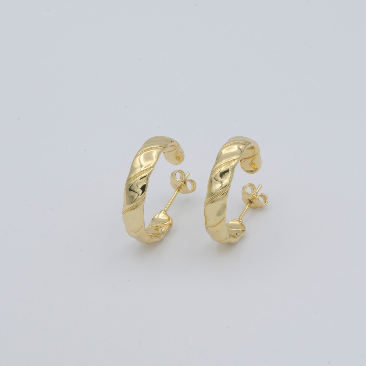Simple Golden C Shaped Thin Plate Huggies Earrings, Plain Gold Filled Simple Design Geometric Shape Daily Wear Earring Jewelry P-124 - DLUXCA