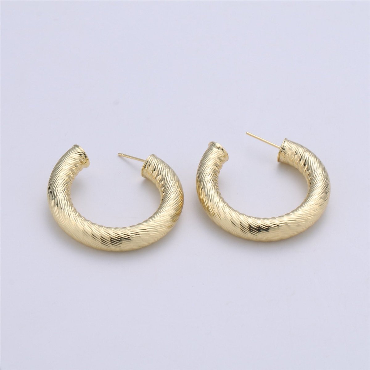Simple Medium Thick 14k Gold Filled Hoops Earring 30mm, 40mm, 50mm 6mm thickness Q-005 Q-007 Q-009 - DLUXCA