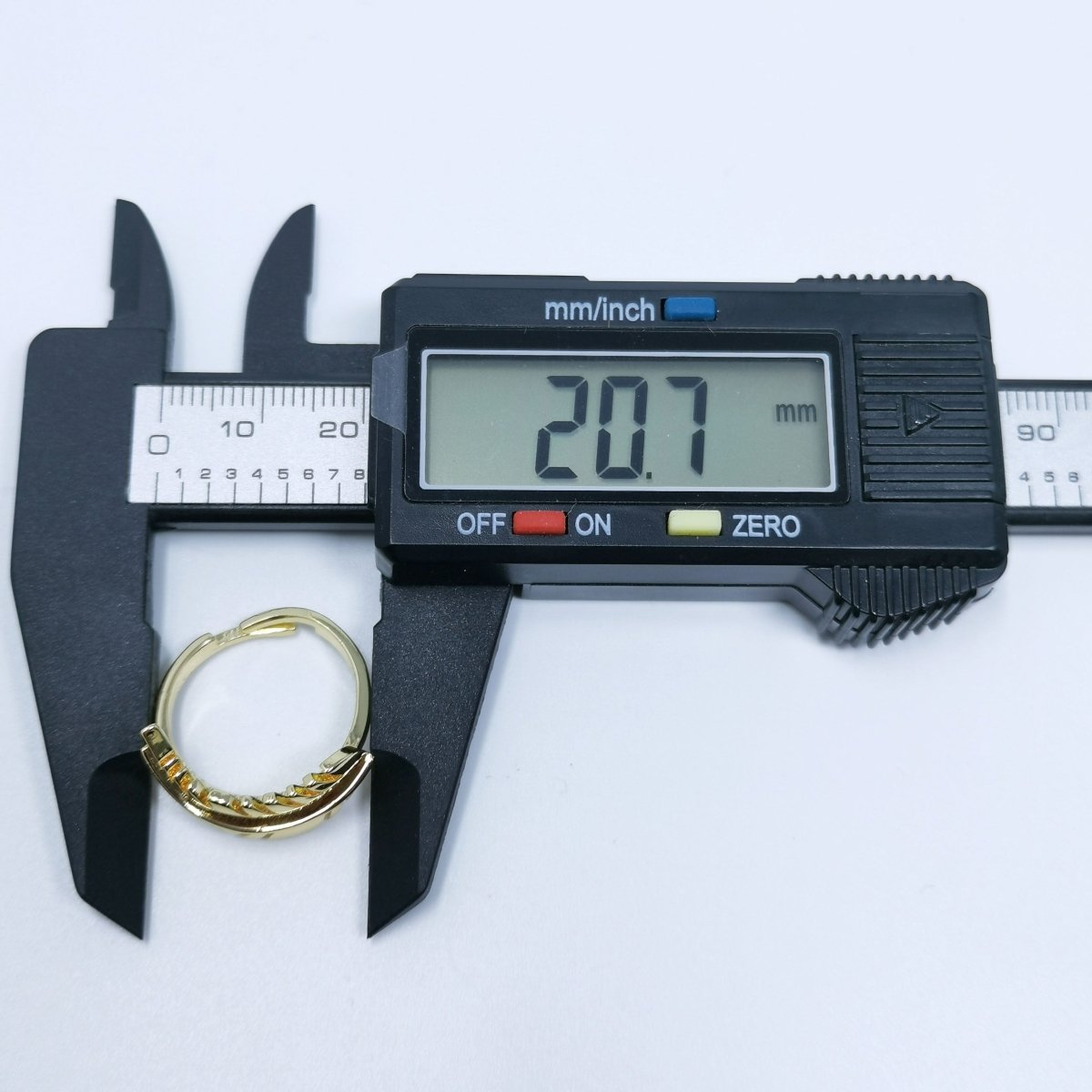 Single Leaf Gold Filled Adjustable Ring R-241 - DLUXCA