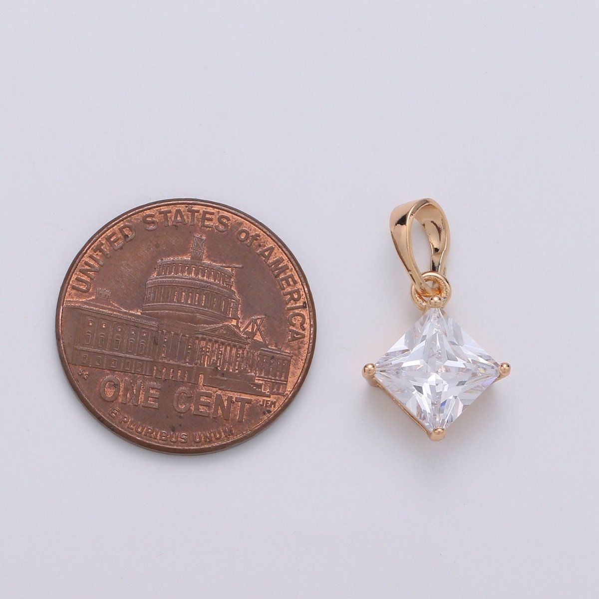 Solitaire Pendant Rose Gold Filled Princess Cut Pendant for necklace April Birthstone, Clear Cubic Rhombus Charm Geometric jewelry J-089 - DLUXCA