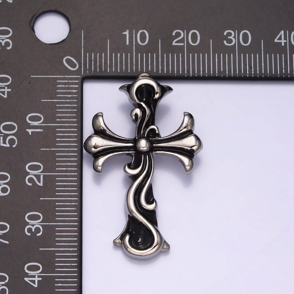 Stainless Steel 35mm Twirl Ribbon Fleury Cross Charm P-553 - DLUXCA