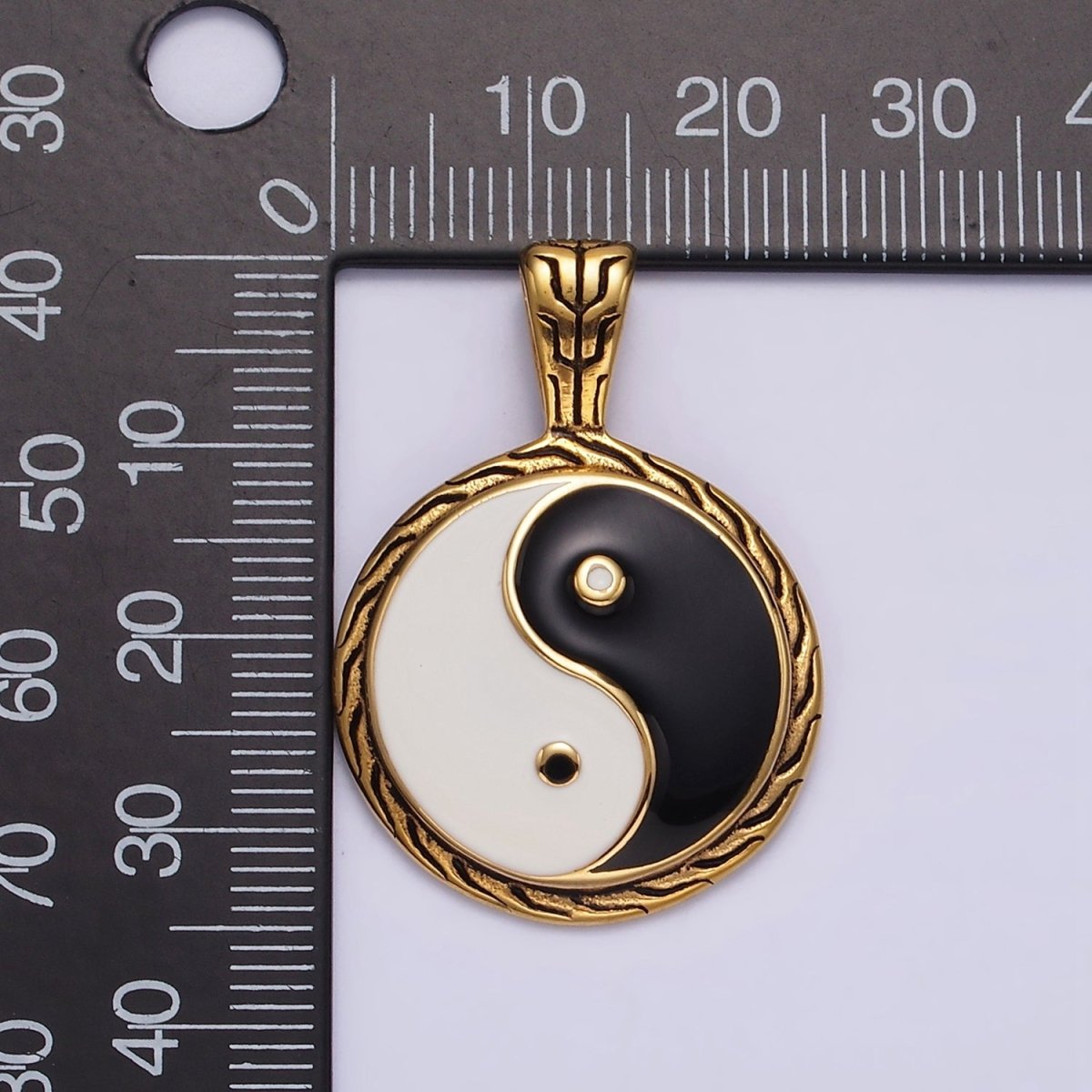 Stainless Steel 35mm Yin Yang Enamel Round Line-Textured Pendant in Silver & Gold | P-723 P-724 - DLUXCA