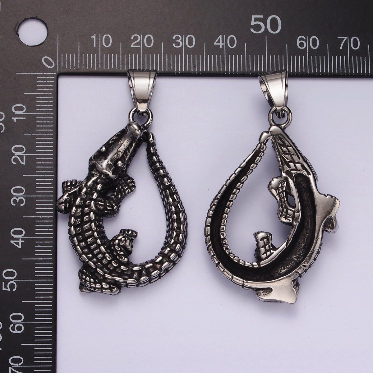 Stainless Steel 53mm Crocodile Alligator Animal Open Teardrop Oxidized Pendant | P1177 - DLUXCA