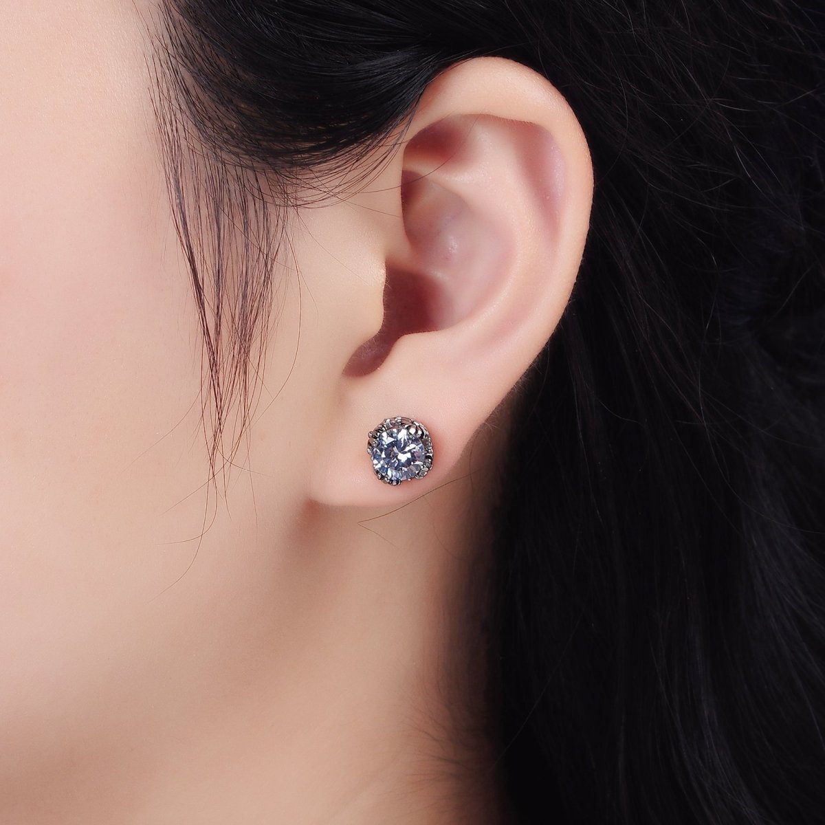 Stainless Steel 8.5mm Clear Round CZ Flower Lined Stud Earrings | AE756 - DLUXCA