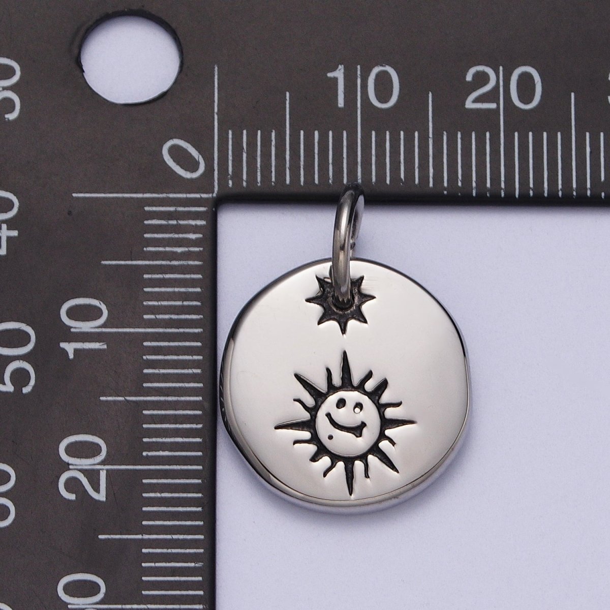 Stainless Steel Celestial Smiley Face Sunshine Star Round Charm P-615 - DLUXCA