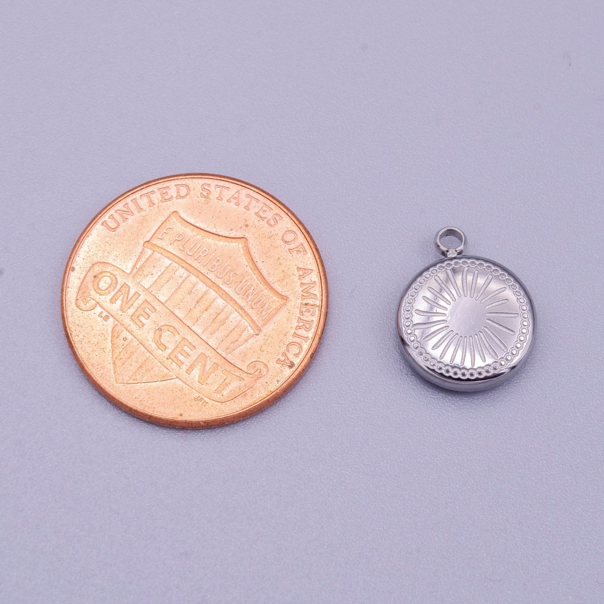 Stainless Steel Celestial Sun Ray Beam Line-Engraved Round Charm in Silver & Gold | P-913 - DLUXCA