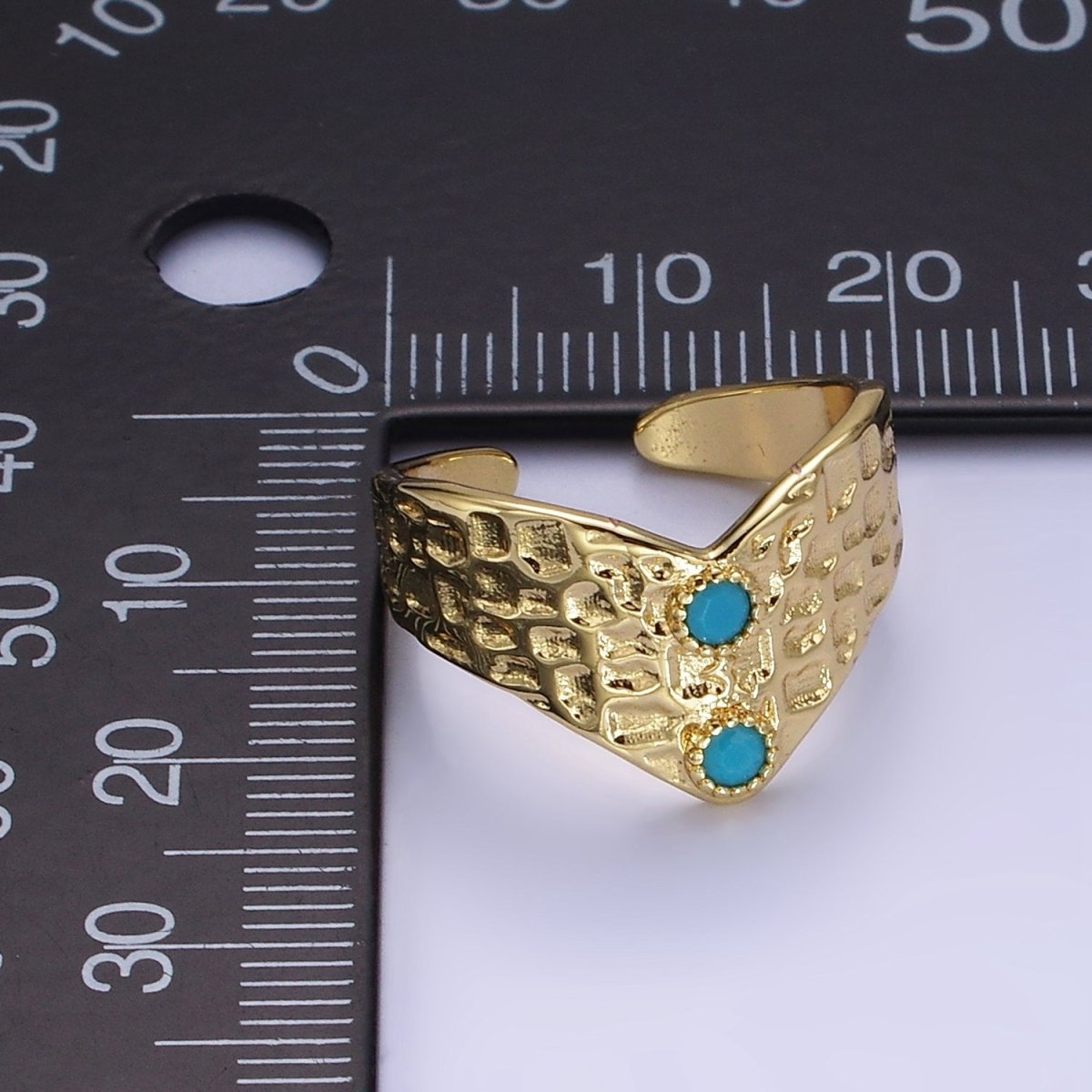 Stainless Steel Double Turquoise Hammered Chevron Ring | O1307 - DLUXCA