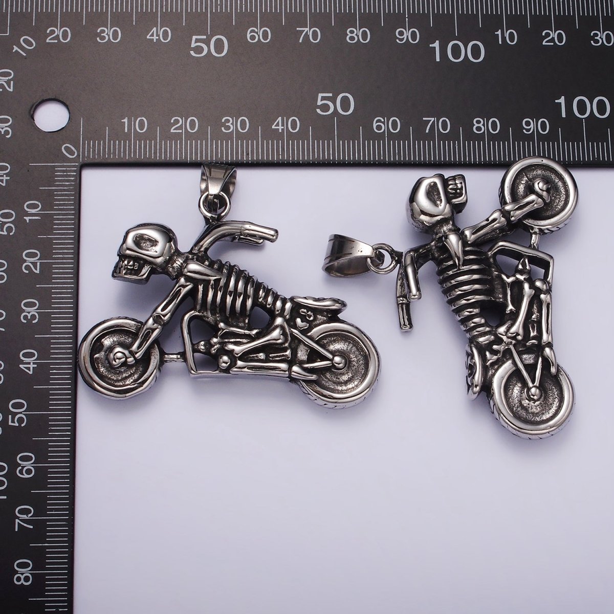 Stainless Steel Human Skeleton Skull Motorcycle Vehicle Pendant | P1061 - DLUXCA