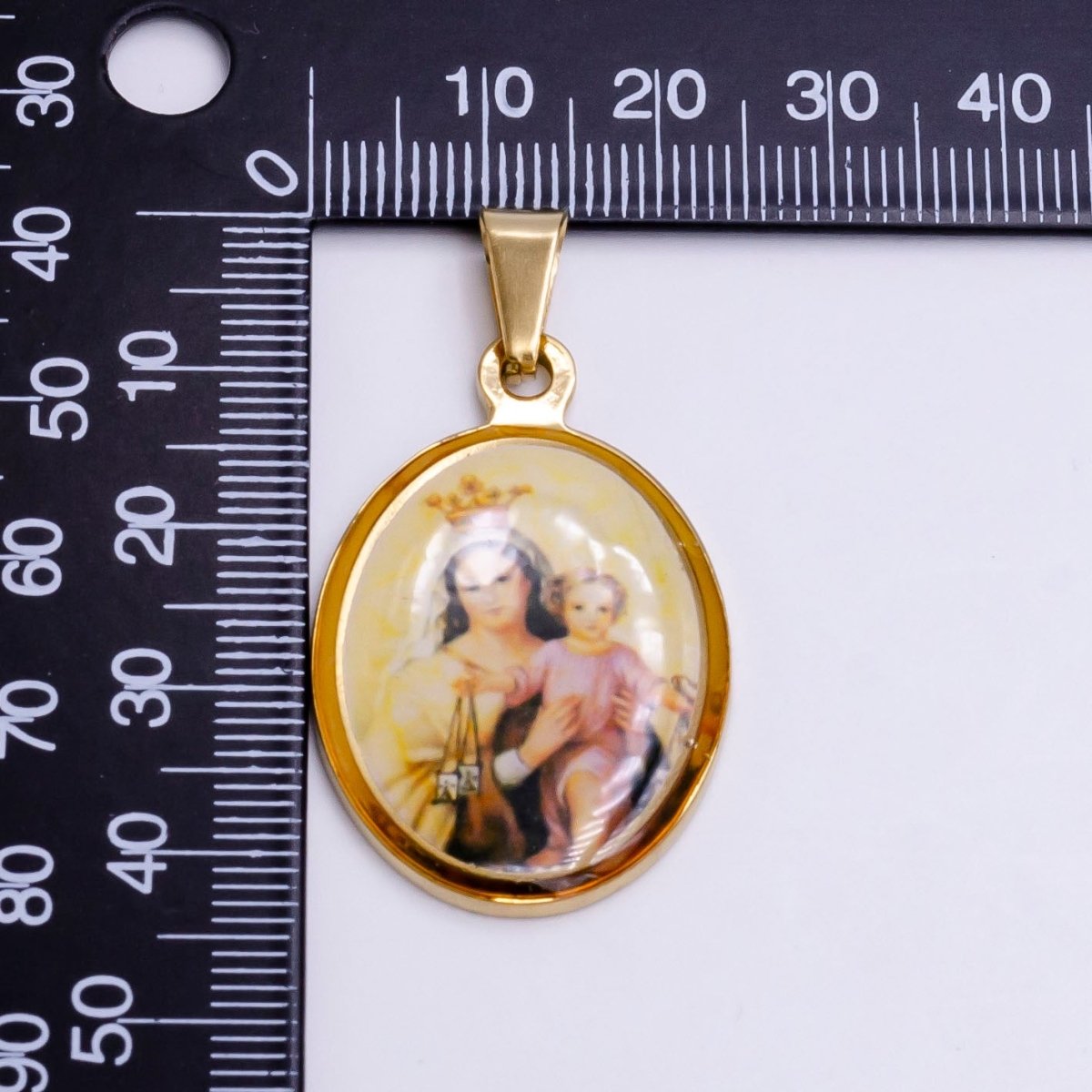 Stainless Steel Mary Lady Guadalupe Baby Jesus Portrait Picture Oval Pendant in Gold & Silver | P863 P864 - DLUXCA