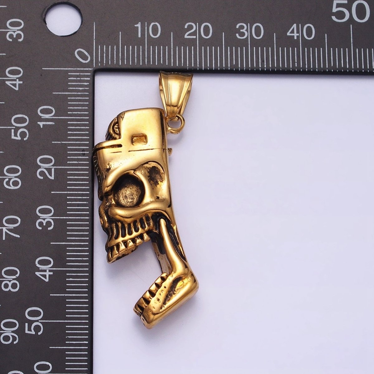 Stainless Steel Rectangular Screaming Skeleton Skull Pendant in Gold & Silver | P1102 - DLUXCA
