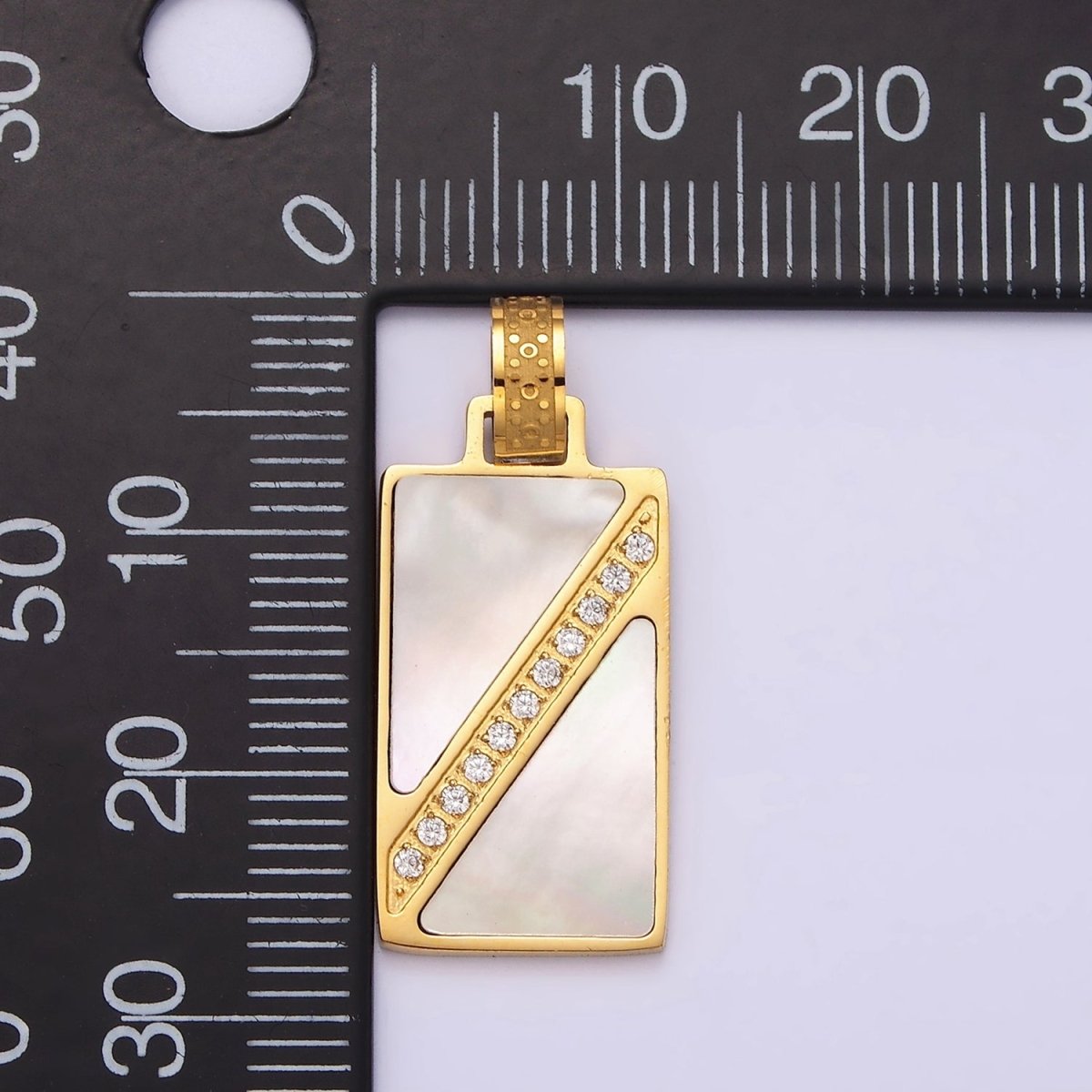 Stainless Steel Shell Pearl Clear Micro Paved CZ Lined Geometric Rectangle Tag Pendant | P-837 - DLUXCA