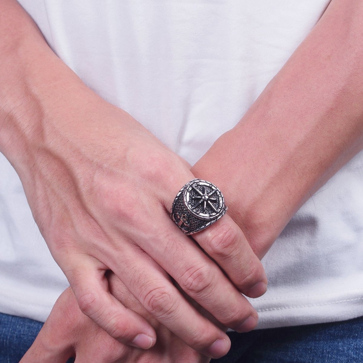 Statement Stainless Steel Ships' Steering Wheel Anchor Textured Ring in Silver & Gold | Y-434 ~ Y-437, Y-414 ~ Y-417 - DLUXCA