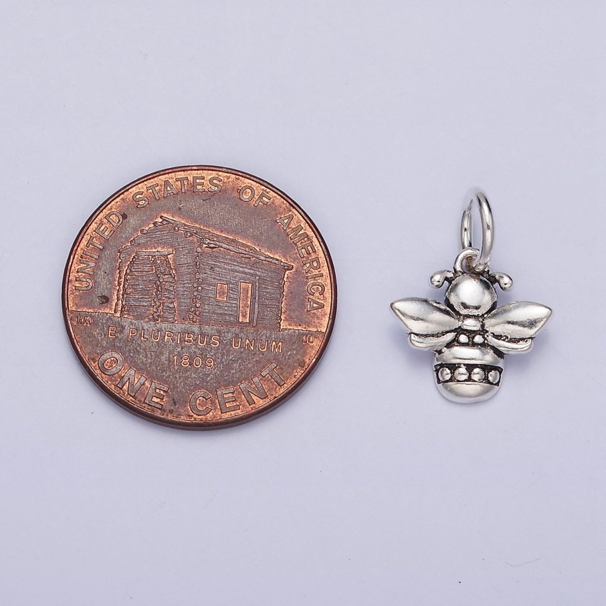 Sterling Silver S925 Queen Bumble Bee Dotted Charm | SL-272 - DLUXCA