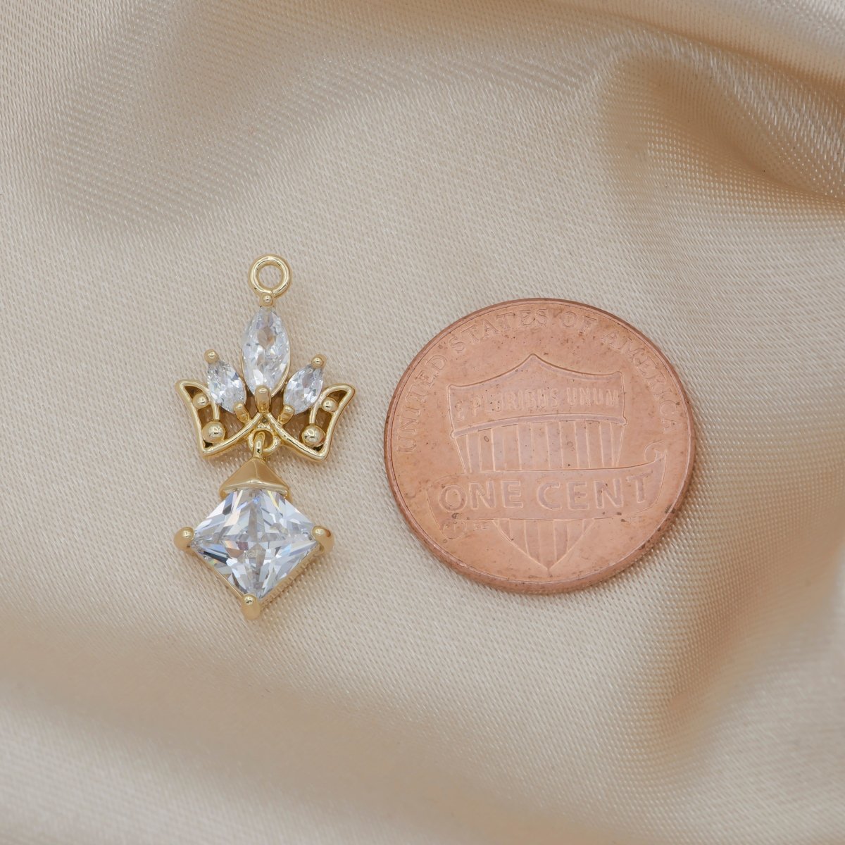 Tiny Diamond Crystal Crown Charm CZ Dainty Majesty Crown King Queen Prince Micro Pave Charm Pendant GP-510 - DLUXCA