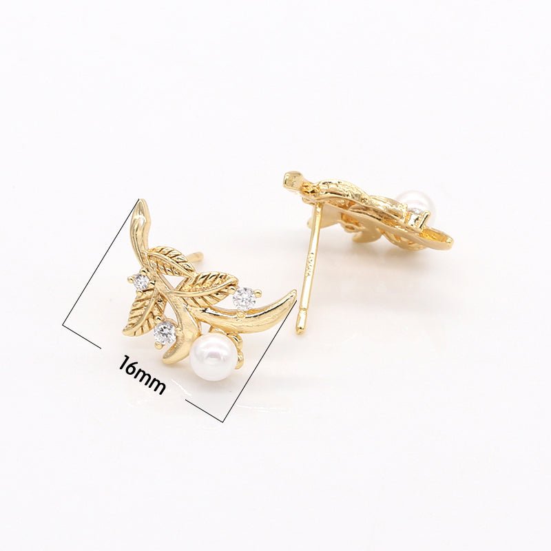 Tiny Golden Crystal Lavender Studs Earring CZ Floral Nature Zirconia Earring Jewelry GP-778 - DLUXCA