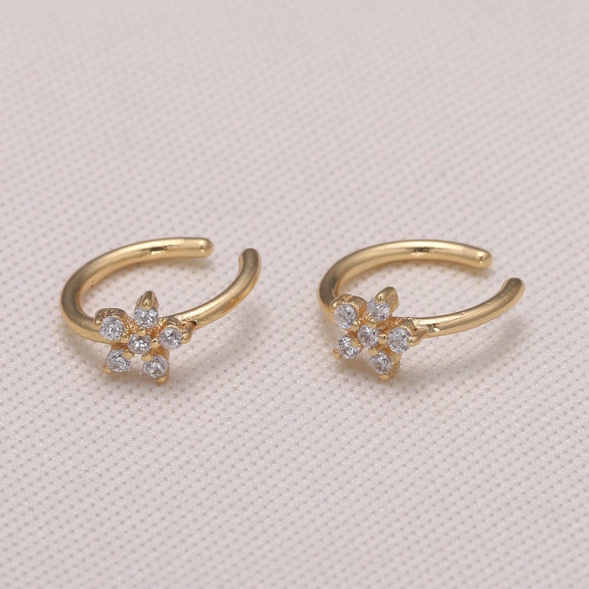 Tiny Zirconia Flower Huggies Earring Jewelry CZ Crystal Floral Earring Jewelry GP-1010 - DLUXCA