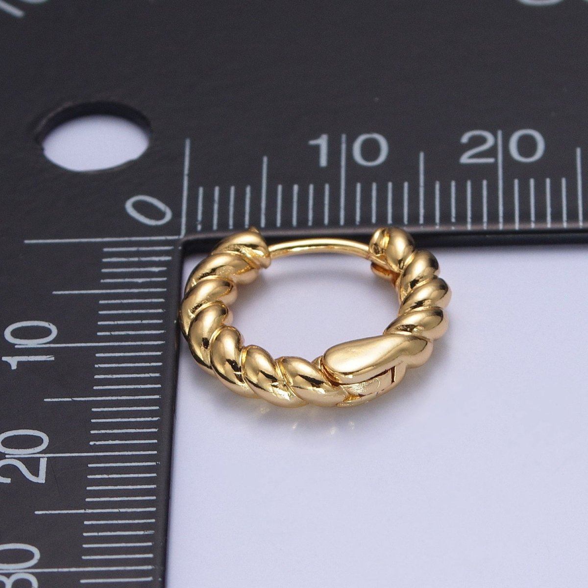 Twisted Gold Hoop Earrings for Women Dainty Gold Hoop Lightweight Earrings for Girls T-395 - DLUXCA