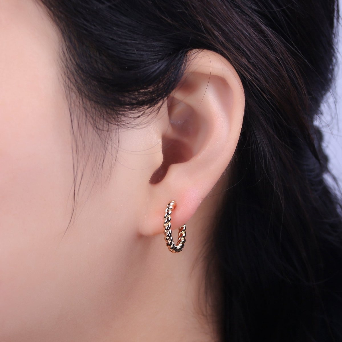 Twisted Rope Hoop Earring in 18k Gold Filled for Everyday Use Fashion Jewelry T-272 - DLUXCA