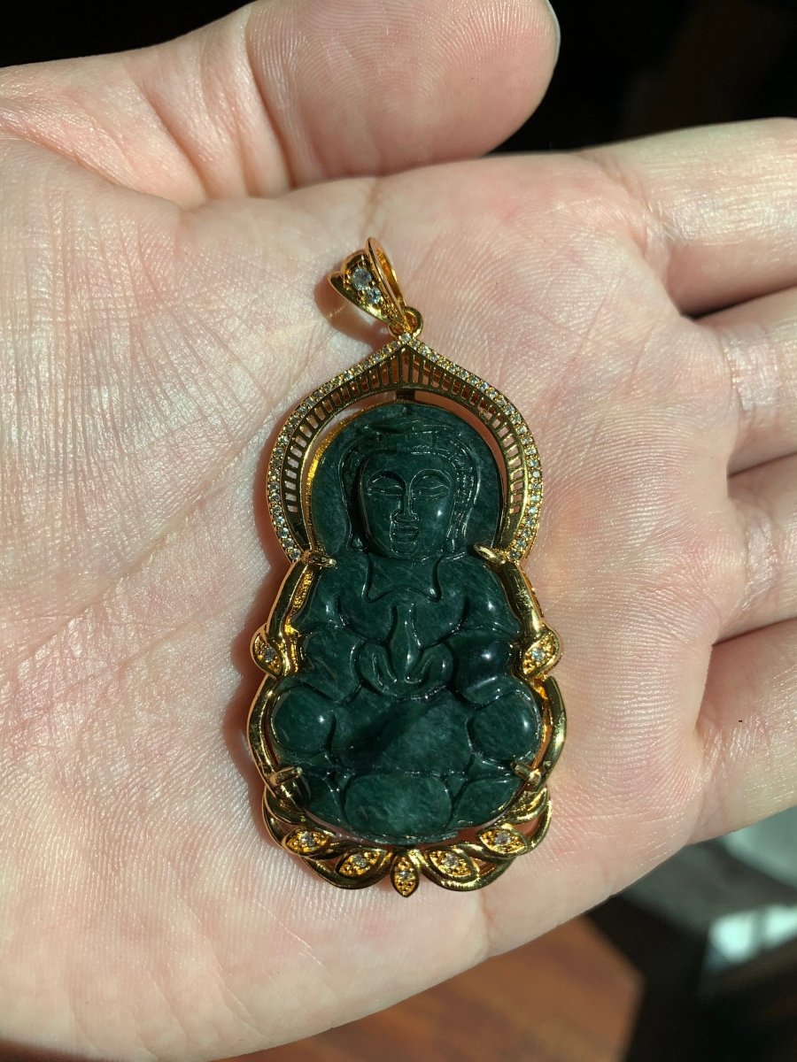 Vintage 24k Gold Vermeil Pendant Green Jadeite Jade Guan Yin Necklace Pendant, Kwan Yin Buddha Pendant for Religious Jewelry O-149 - DLUXCA