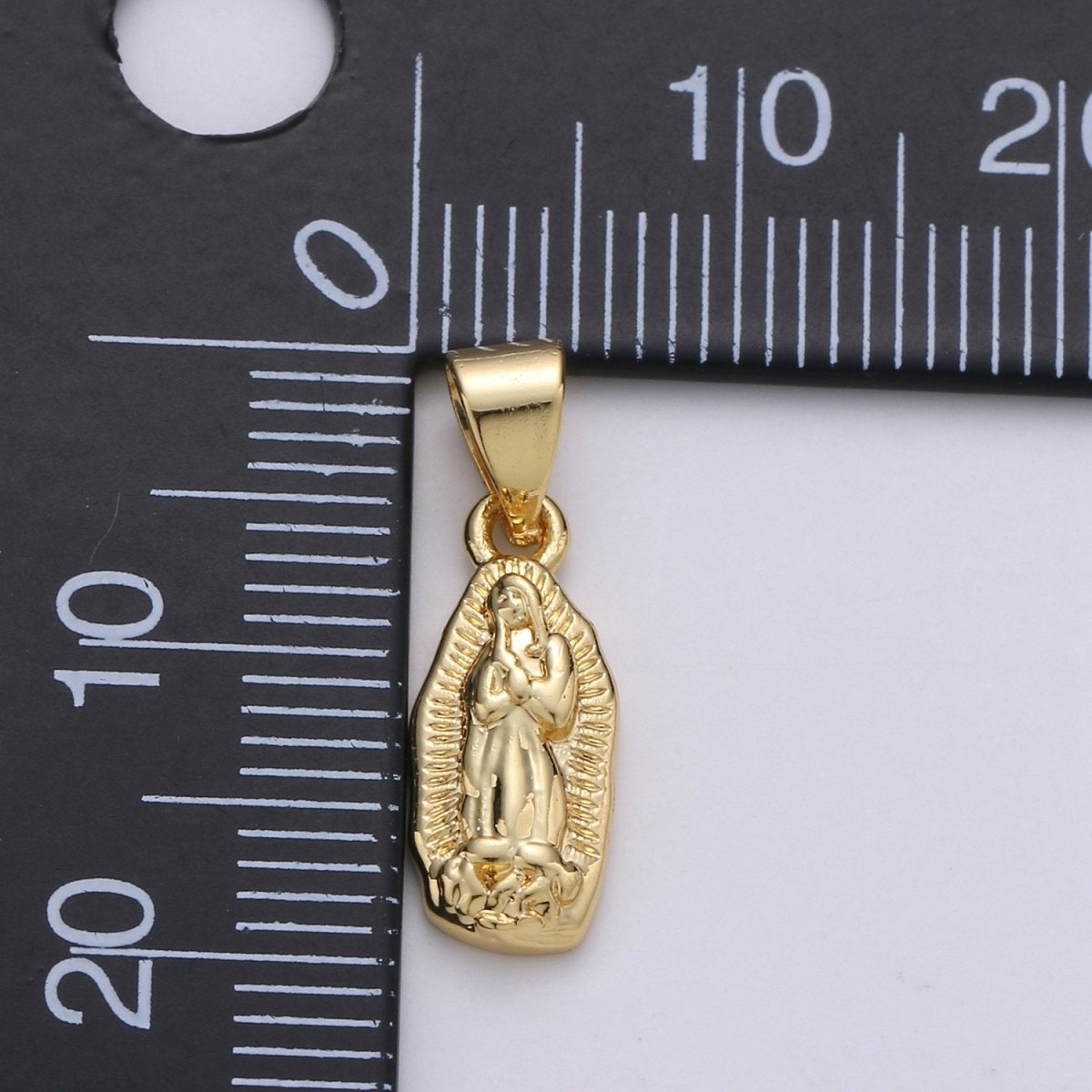 Vintage Mary Charm Necklace 14K Gold Filled Holy Mary Pendant Necklace, Our Lady of Guadalupe Pendant Necklace For Religious Jewelry Making J-006 - DLUXCA