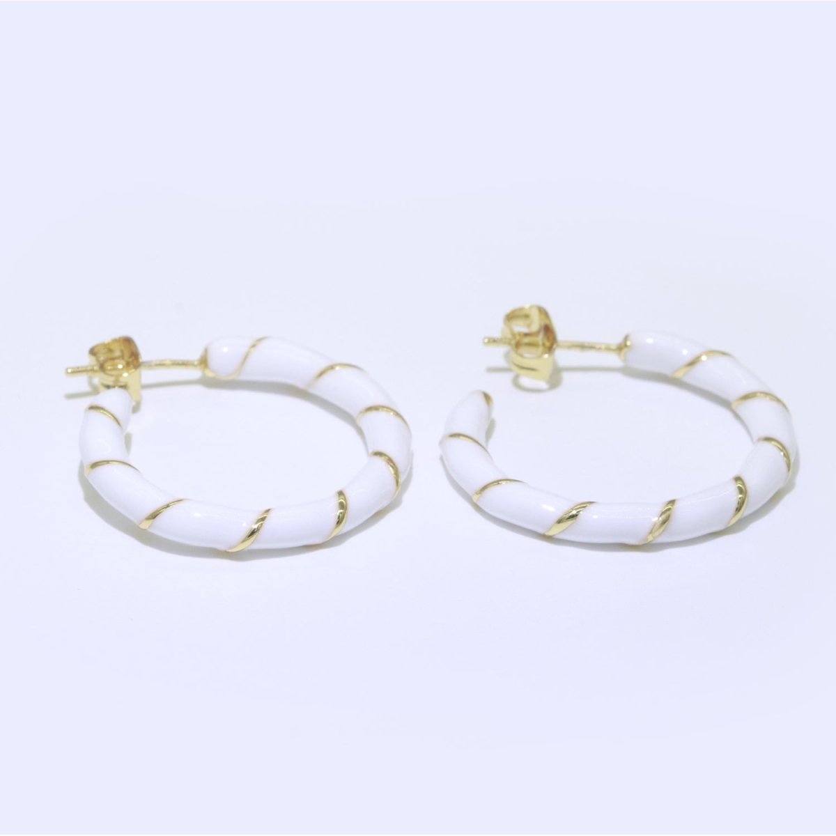 White Enamel Hoop Earring with Gold Swirl 26mm Hoop earring Jewelry Gift T-009 - DLUXCA