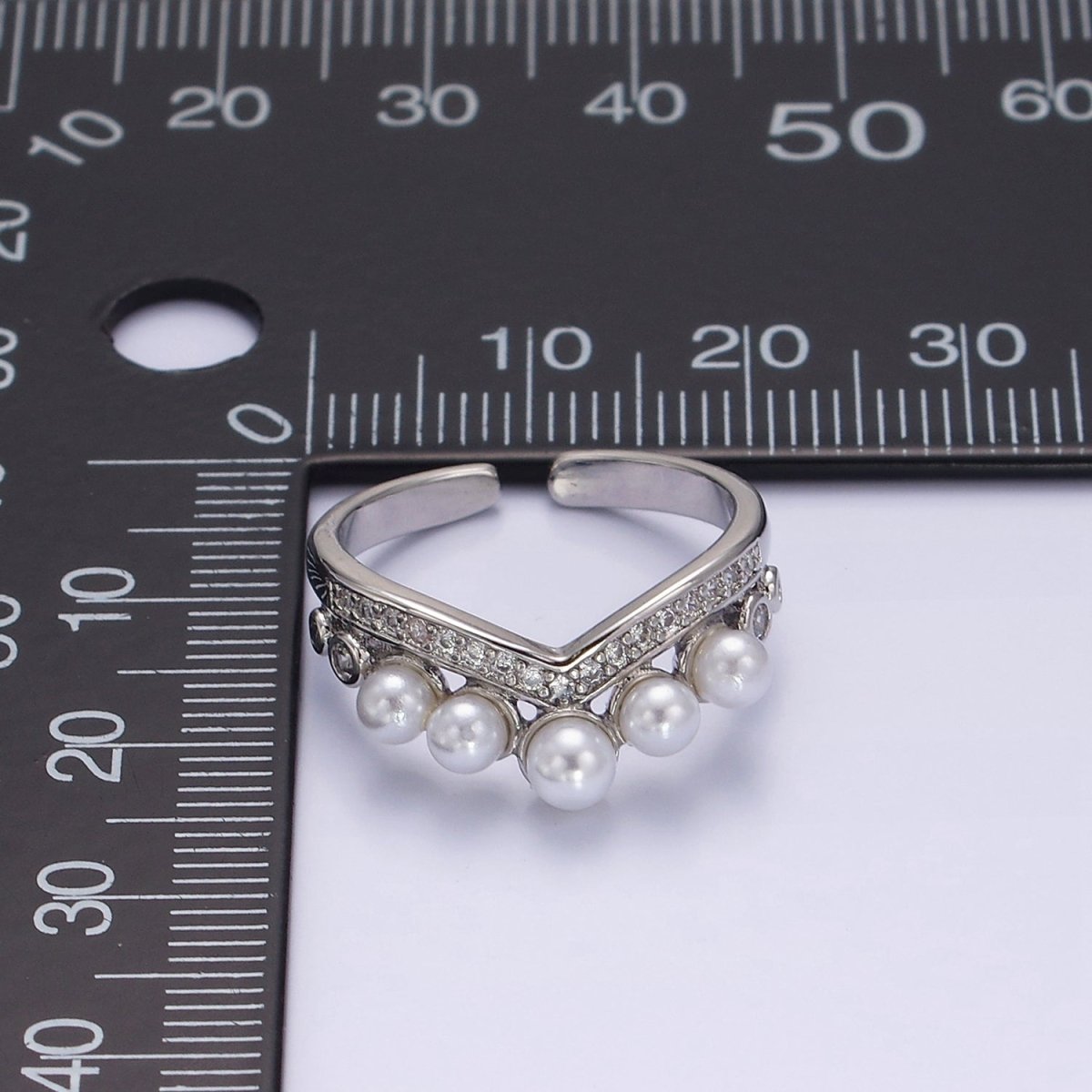 White Gold Filled Pearl Dotted Clear Micro Paved CZ Chevron Ring | O-633 - DLUXCA